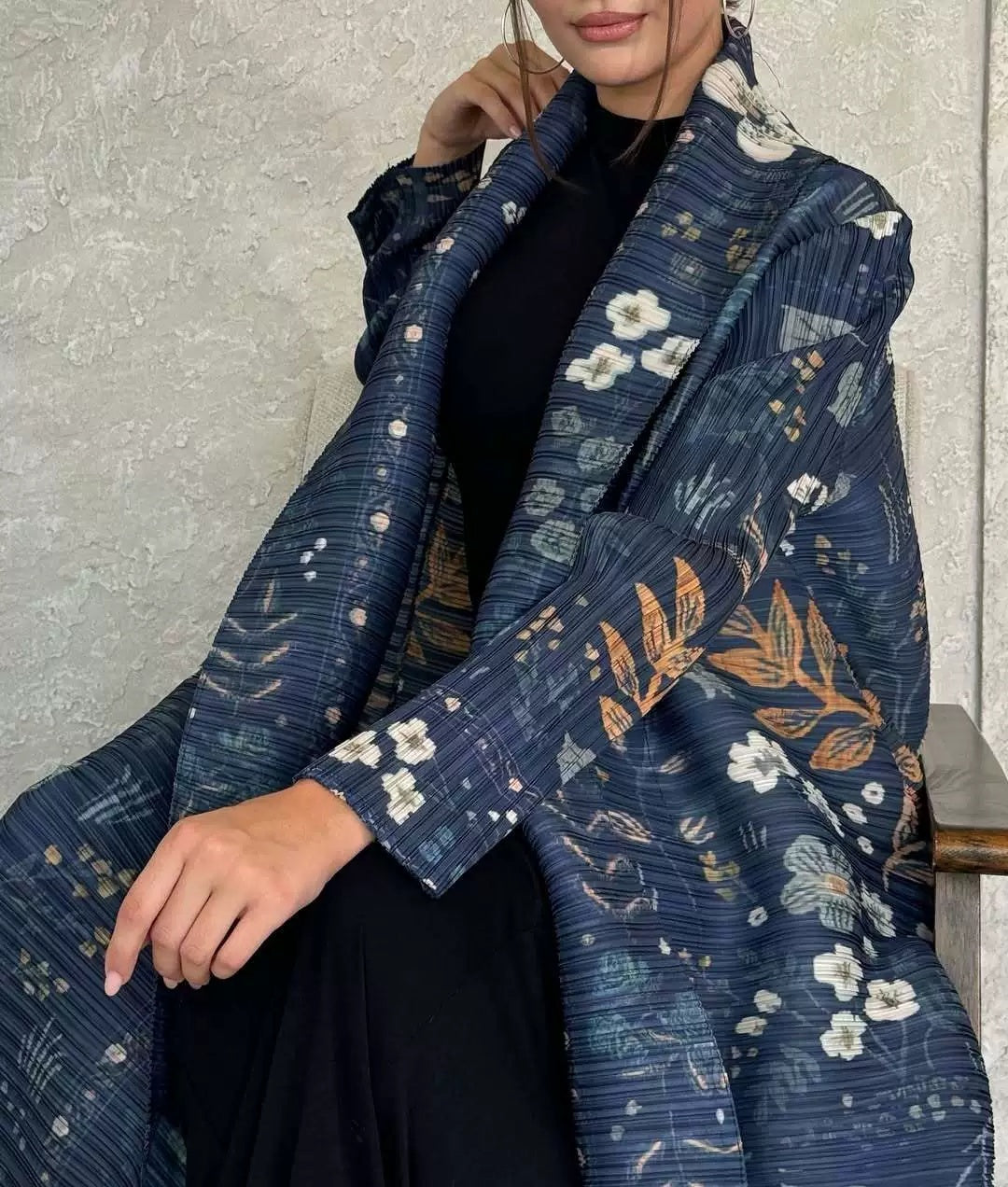 Loose Large Cape